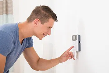 Sharonville OH Locksmiths Store Sharonville, OH 937-684-8970 - lock-installation